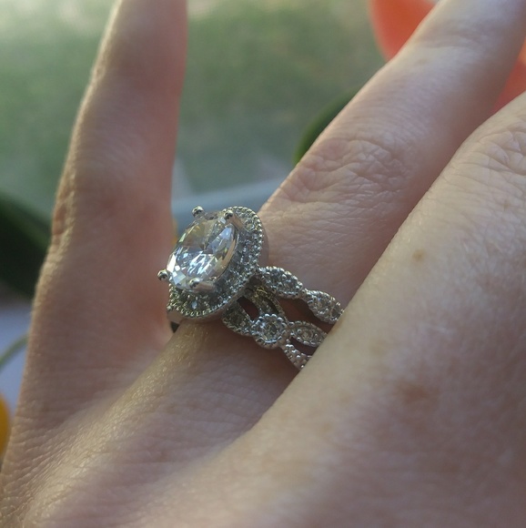 NWT The Sera Ring Set - Picture 3 of 4